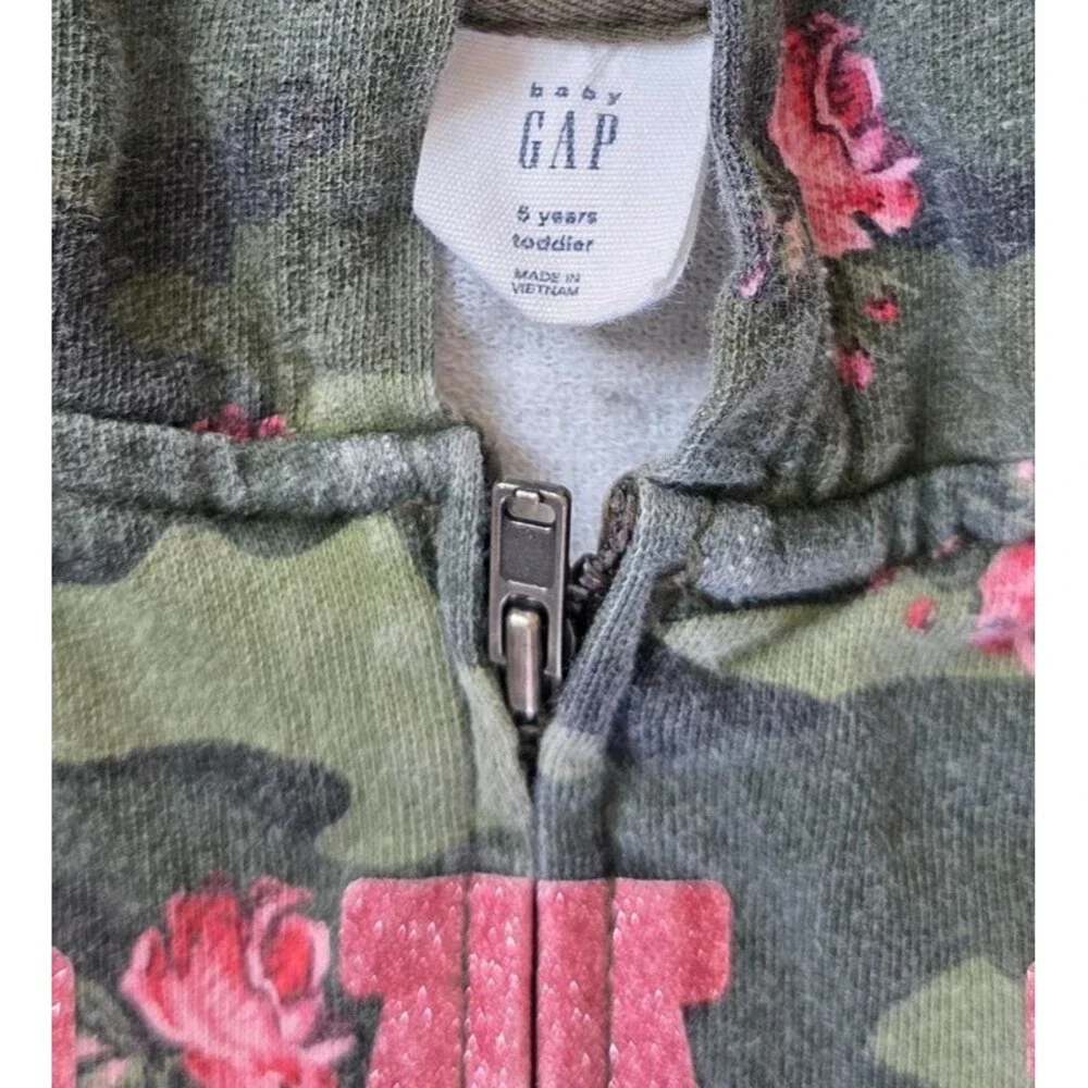 Baby Gap Camo Hoodie size 5